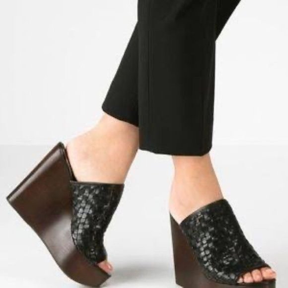 Rachel Zoe Shoes - Rachel Zoe Black Wedged Open Toe Leather Platform Slides Size 9.5M